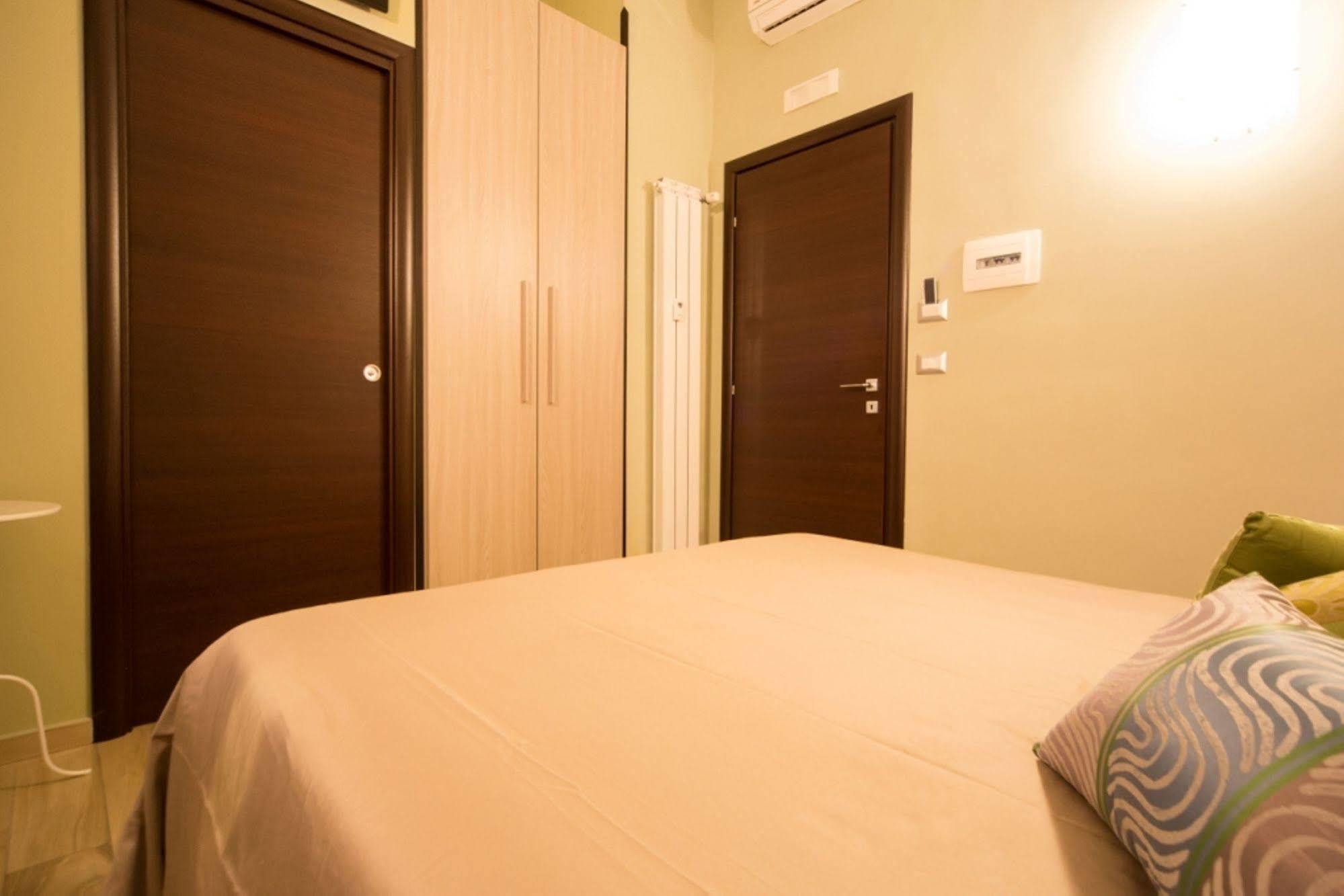 Mikale Rooms Roma Exterior foto